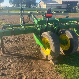 8 Row .76cm Orthman XDR Beam & Drawbar