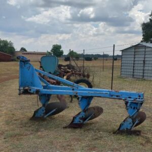 3 Skaar Ploeg / 3 Shear Plough