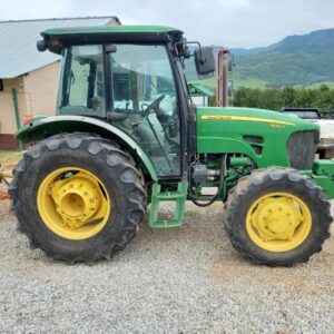 John Deere 5082E Cab