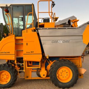 Alternative view of Gregoire Grape Harvester