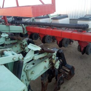 Alternative view of 8 Row 91cm Massey Ferguson 555 Planter