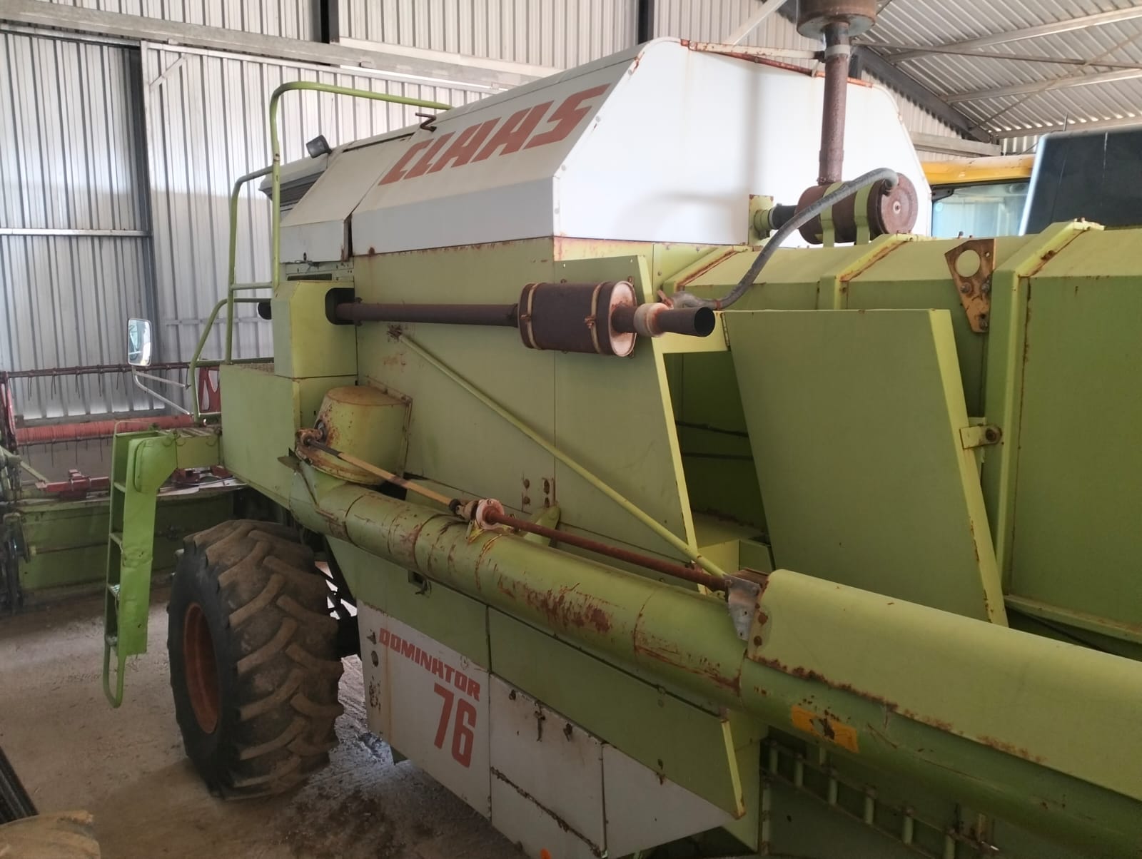 Claas Dominator 76 - Image 5