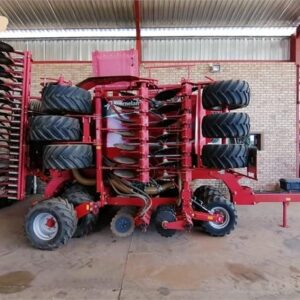 Alternative view of Kverneland U-drill 6000 Plus Planter