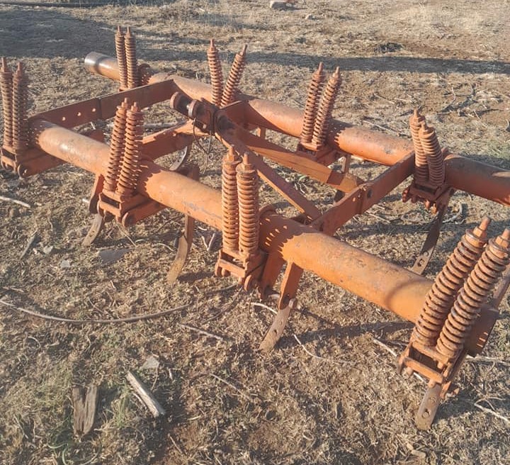 Massey Ferguson 9 Tine Tiller - Image 3