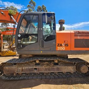 Hitachi ZX200 Graafmasjien / Excavator