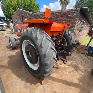 Alternative view of Fiat 880-5