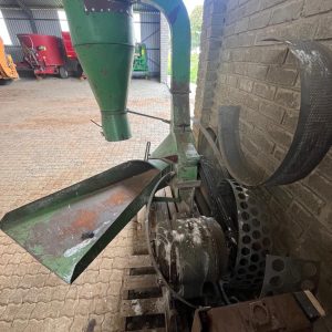 Alternative view of Old 3-phase Electric Hammer Mill / Elektriese Hammermeul
