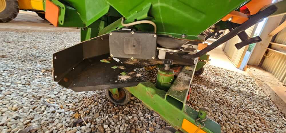 Amazone ZA-M 3 000L Spreader / Strooier - Image 3