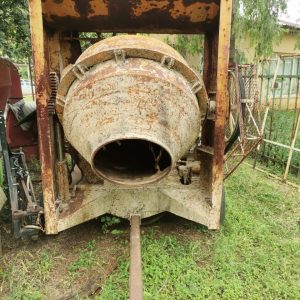 Concrete Mixer / Betonmenger