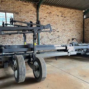 2x Massey Ferguson Planterbalk
