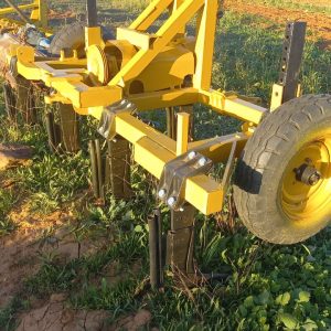 7 Tine / Tand Vibrating / Vibrerende Ripper