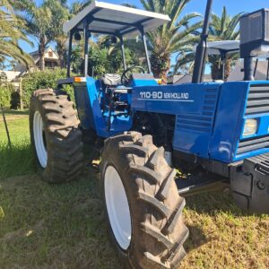 Alternative view of New Holland 110-90