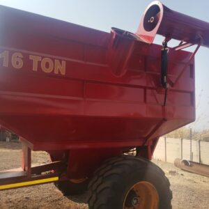 Alternative view of 16 Ton Tapkar / Grain Cart