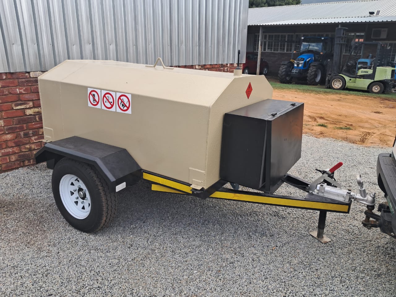 1 500L Steel Diesel Cart - Image 2