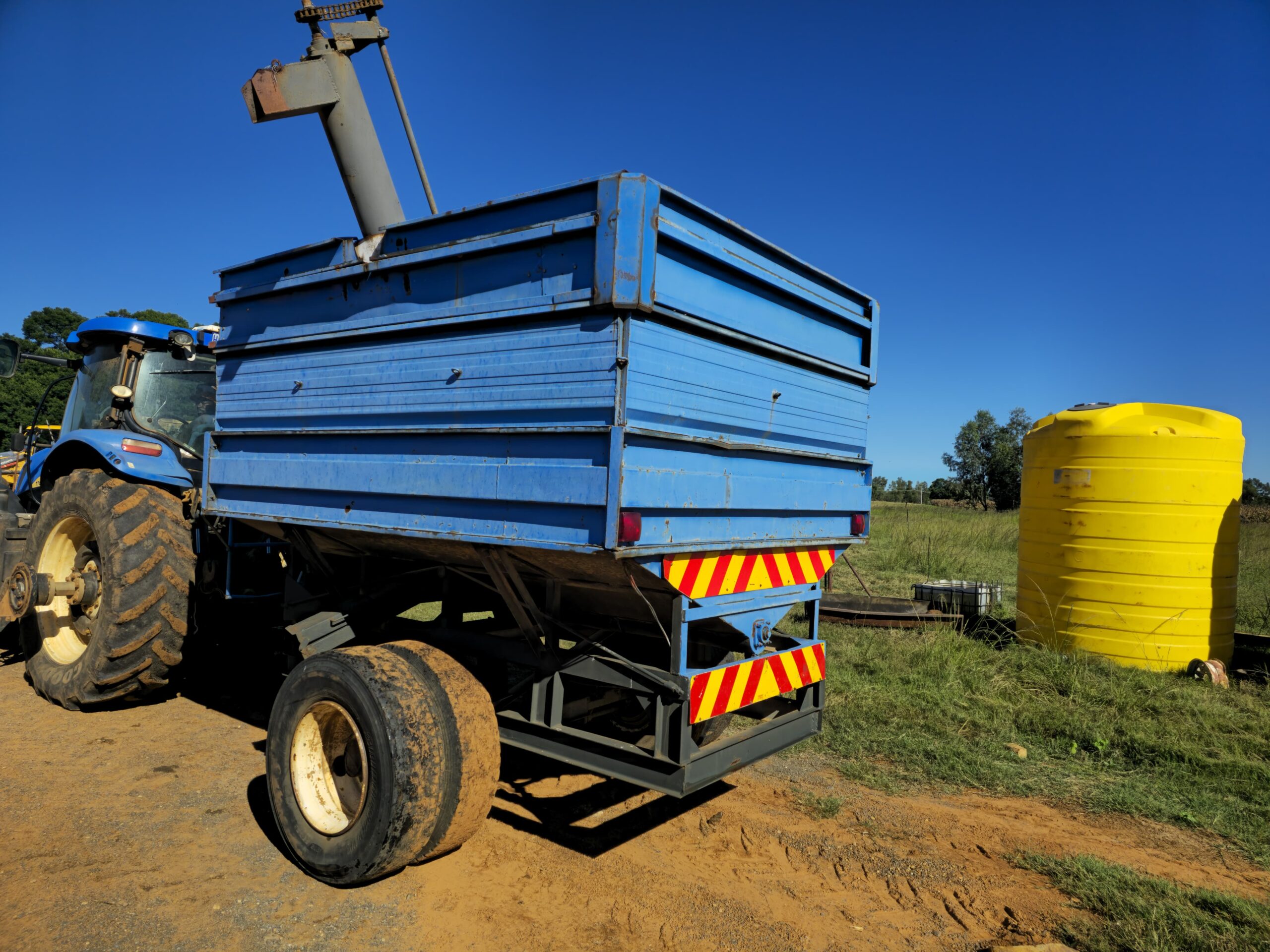 8 Ton Tapkar / Grain Cart - Image 4