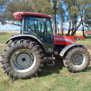 McCormick C Max 105 Cab 4x4
