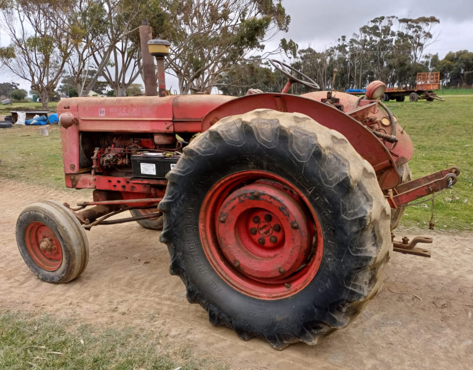 McCormick International B450 - Image 3