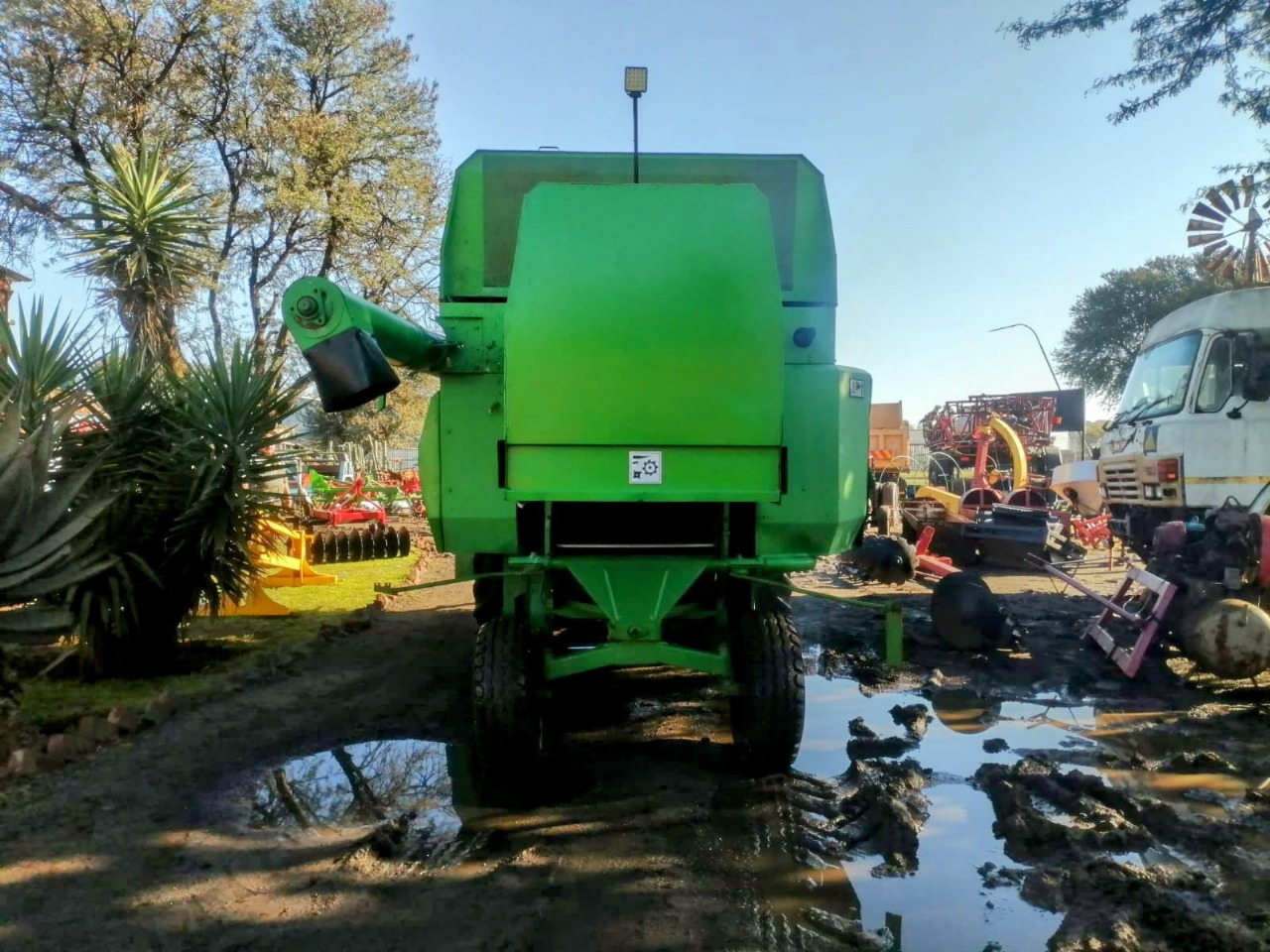 Deutz-Fahr M770 Stroper / Harvester - Image 3