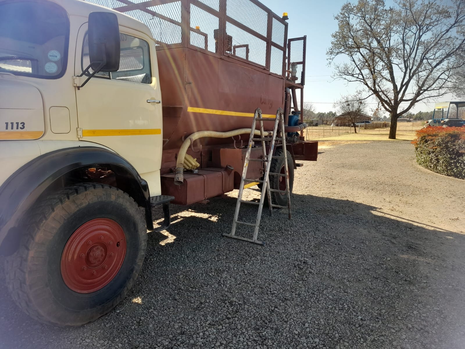 Mercedes 1113 Truck / Trok - Image 2