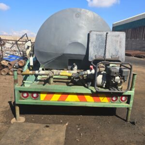 Alternative view of 2 500L Water Bowser / Waterbooser