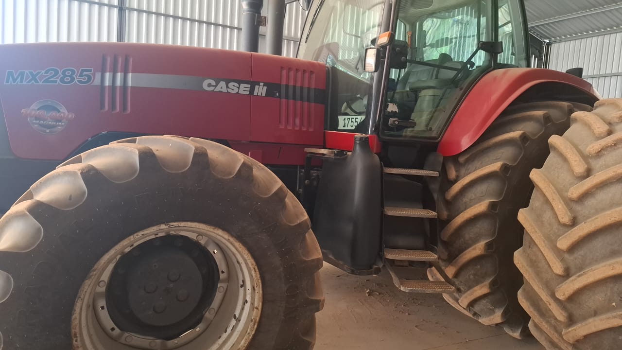 Case MX 285 - Image 3