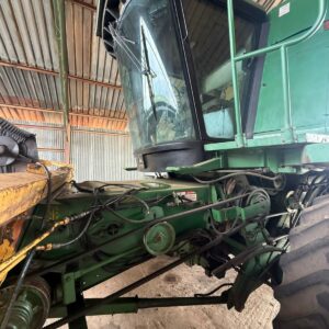 Alternative view of John Deere 9400 Stroper / Combine Harvester