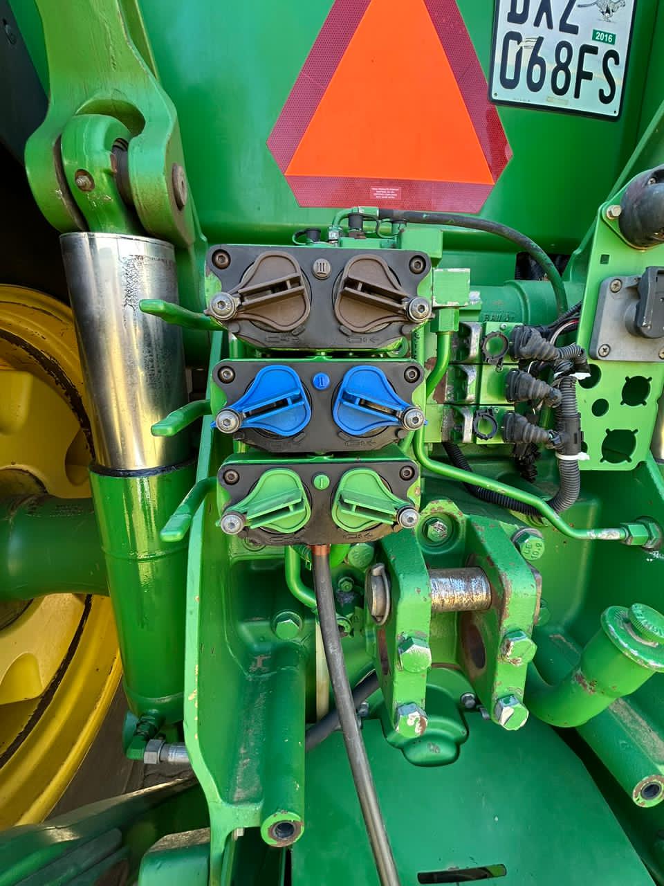 John Deere 8295 R - Image 2
