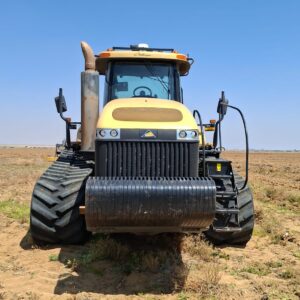 Alternative view of Challenger MT865C