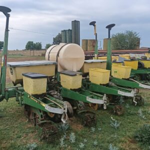 4 Row 91cm John Deere 7200N MaxEmerge2 Planter
