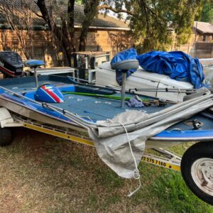 Pirahna Bass Boat / Boot