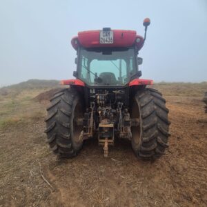 Alternative view of McCormick D Max 125