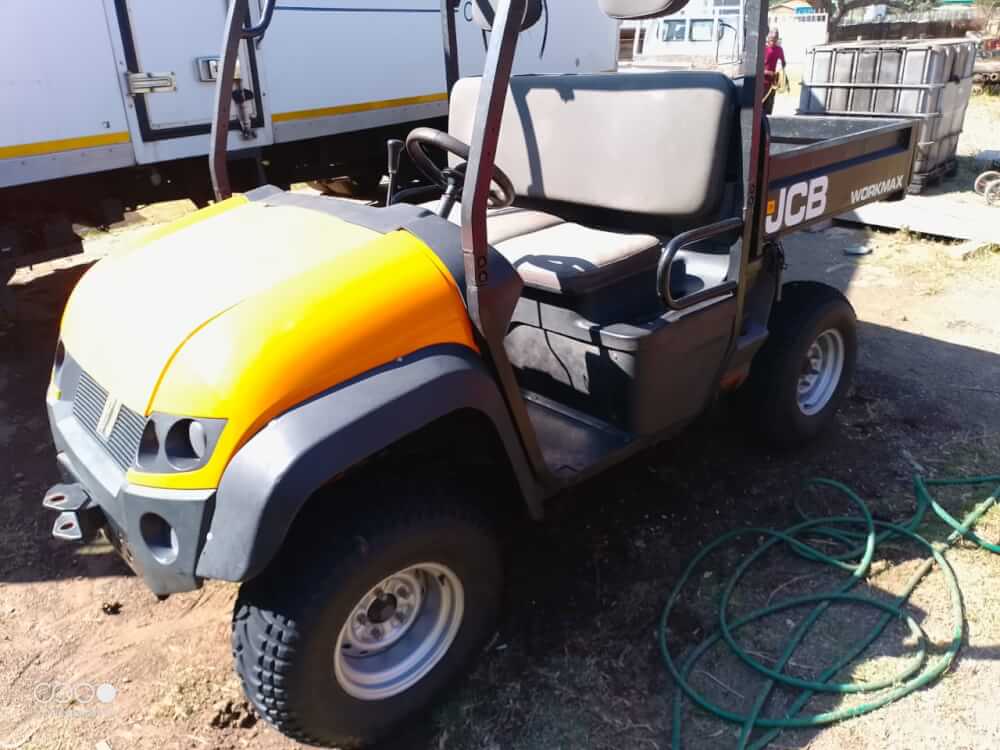 JCB Side by Side 800 cc