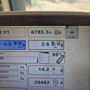 Alternative view of John Deere 8260R