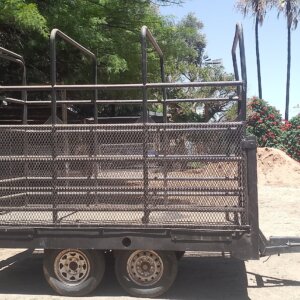 Plaaswa / Farm Trailer