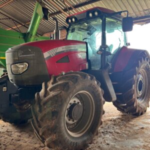 McCormick XTX 165 Trekker / Tractor
