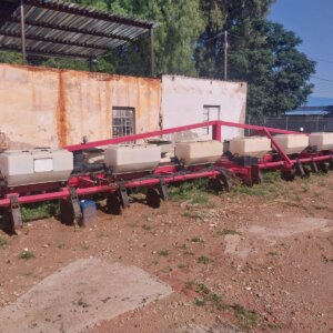 16 Row Massey Ferguson Planter