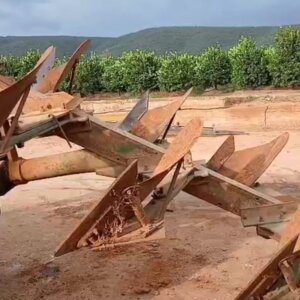 Alternative view of 3 Skaar / Shear Deere Omslag Ploeg / Tillage Plough