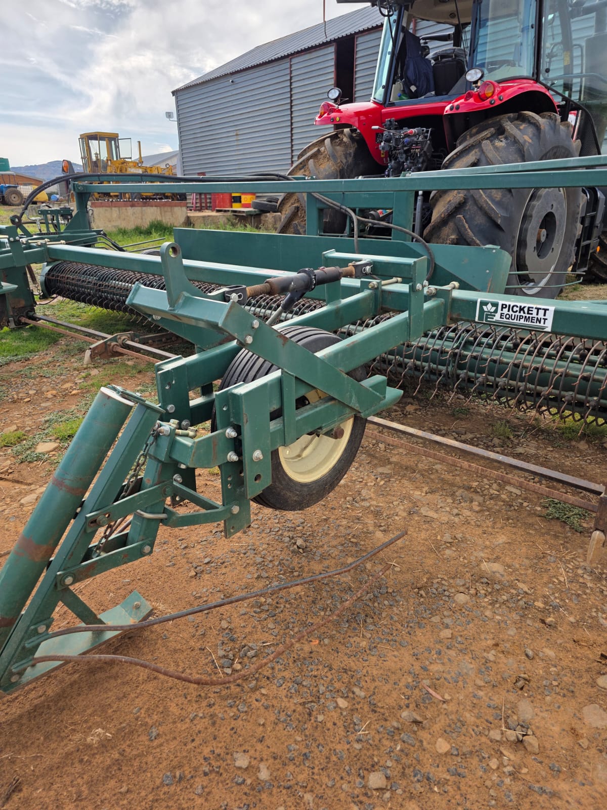 6 Row 91cm Pickett Push Type Bean Cutter - Image 5