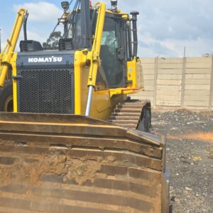 Komatsu D65EX-16 Dozer / Stootskraper