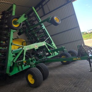42ft John Deere N542C Disc / Air Seeder