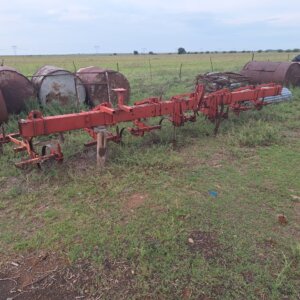 8 Row 3ft Tussen Ry Skoffel / Between Rows Cultivator