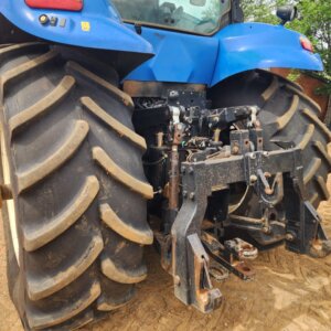 Alternative view of New Holland T8.390 Trekker / Tractor