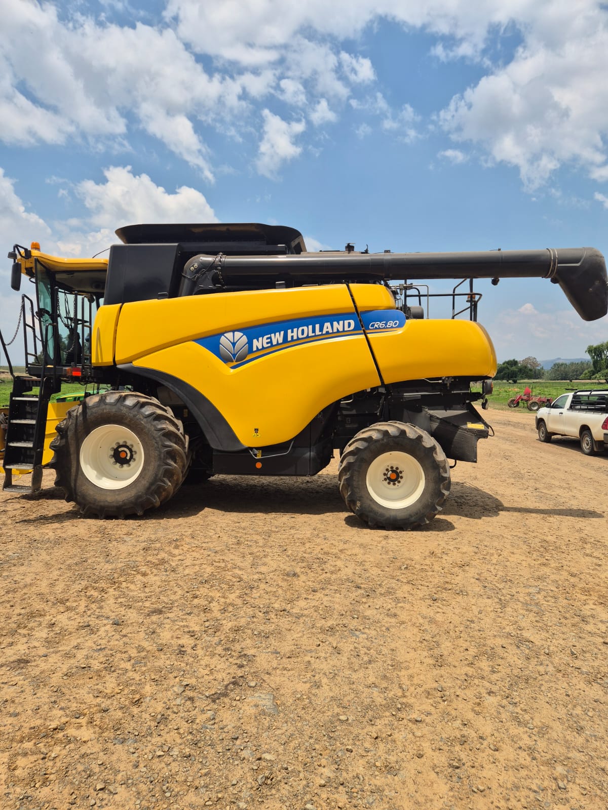 New Holland CR6.80 Stroper / Combine Harvester