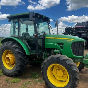 John Deere 5082E Tractor / Trekker