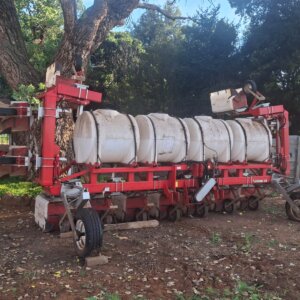 17 Row .76 mm Canopy Sprayer / Spuit