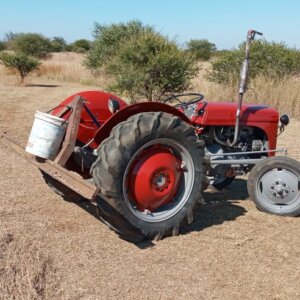 Alternative view of Massey Ferguson 35x Trekker / Tractor