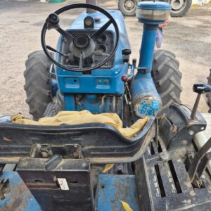 Alternative view of Ford 8010 Trekker / Tractor