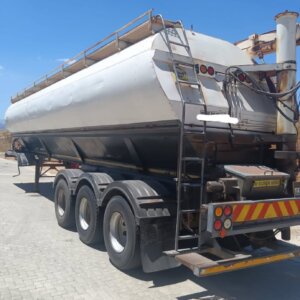 Alternative view of 24 Ton Bulk Feeed Trailer / Grootmaat Voer Sleepwa