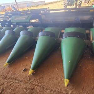 8 Row .91cm Geringhoff Maize Star