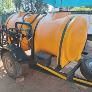 Alternative view of 1 000L Diesel Kar / Bowser